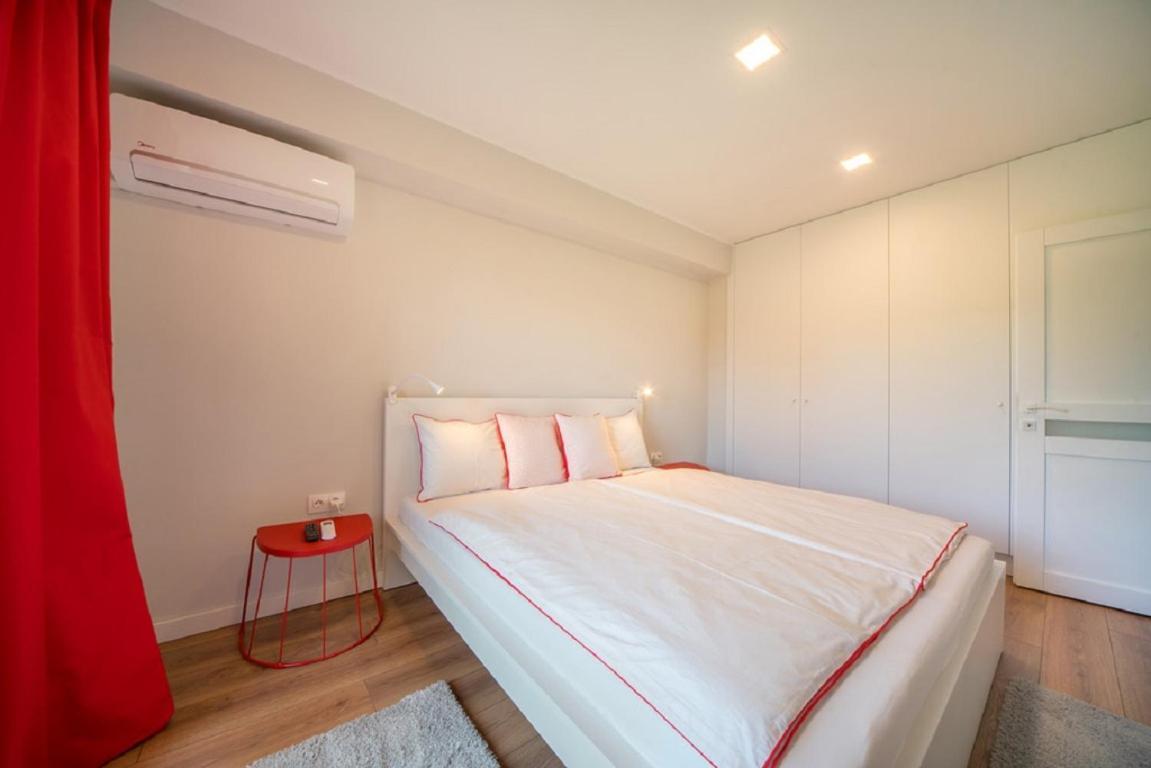 Res Apartman Eger Luaran gambar