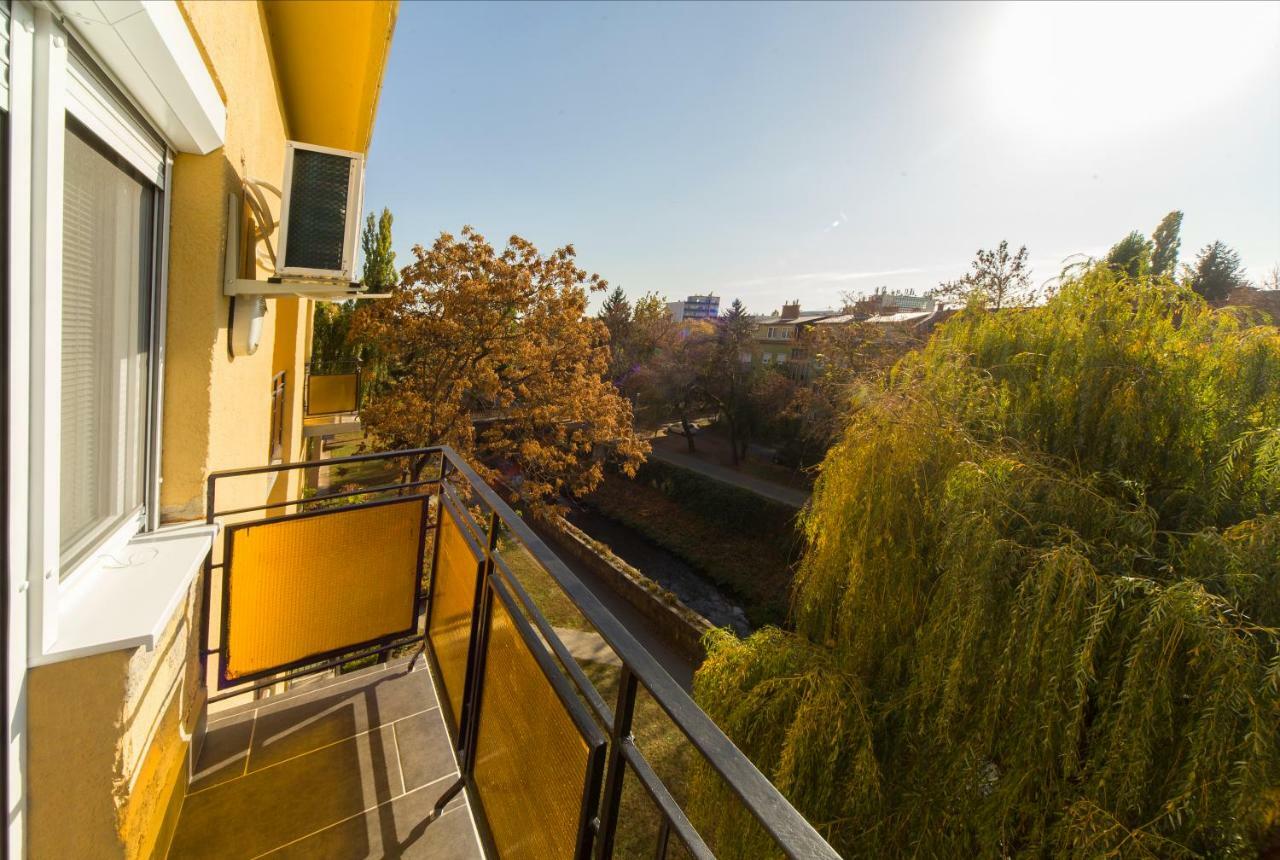 Res Apartman Eger Luaran gambar